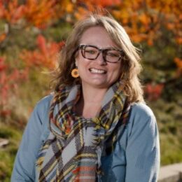 Arian Klose Headshot