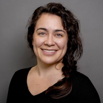 Shelby Jager Headshot